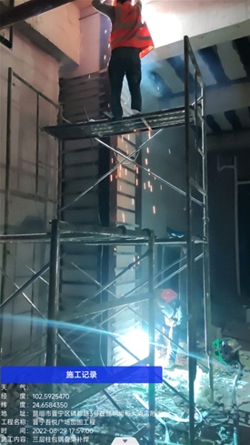 昆明晉寧吾悅廣場5號(hào)地塊二層三層柱包鋼現(xiàn)場簽證照片